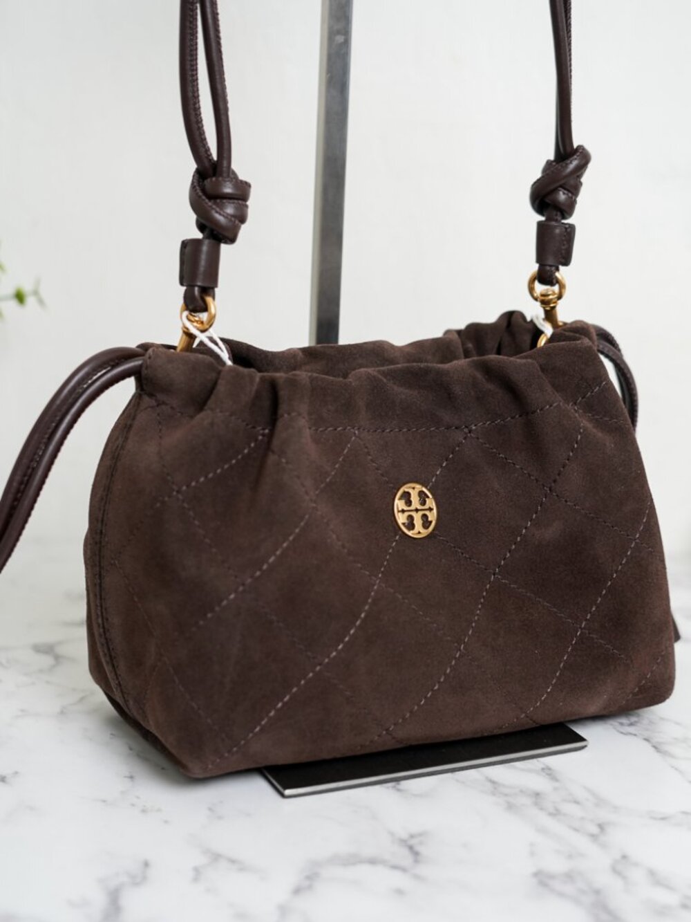 Tory Burch Willa Suede Small Drawstring Shoulder Crossbody Bag In Dark Cocoa NWT - Picture 4 of 11